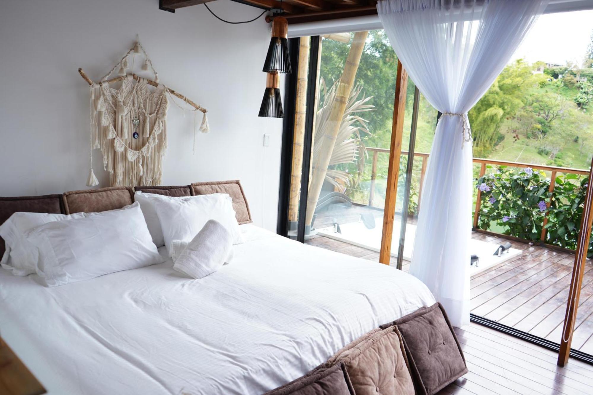 Ibuku Hotel Guatape - Chalets Bagian luar foto