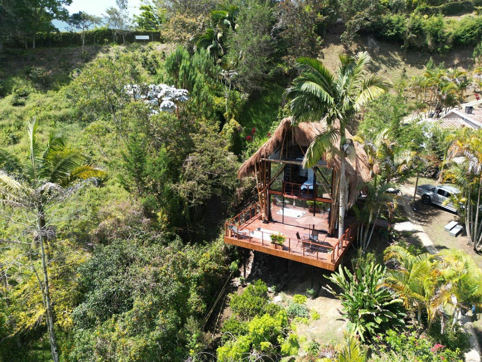 Ibuku Hotel Guatape - Chalets Bagian luar foto