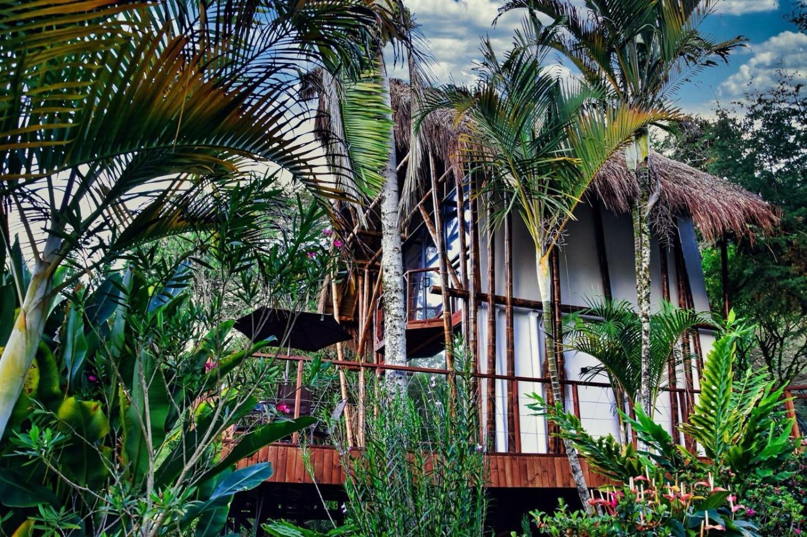 Ibuku Hotel Guatape - Chalets Bagian luar foto
