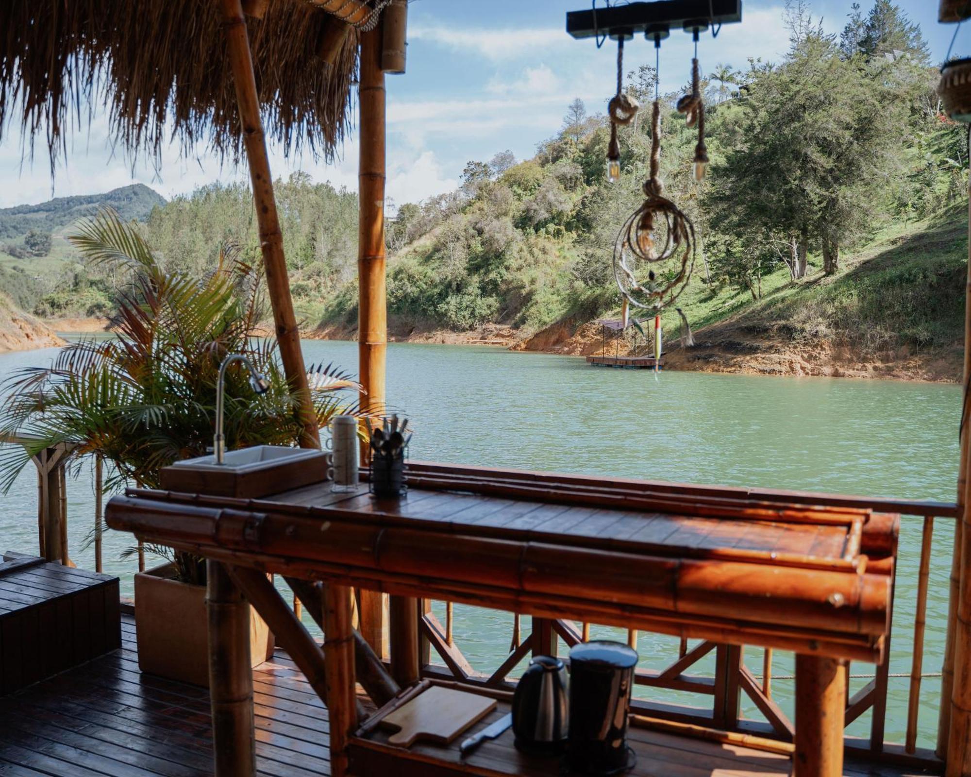 Ibuku Hotel Guatape - Chalets Ruang foto