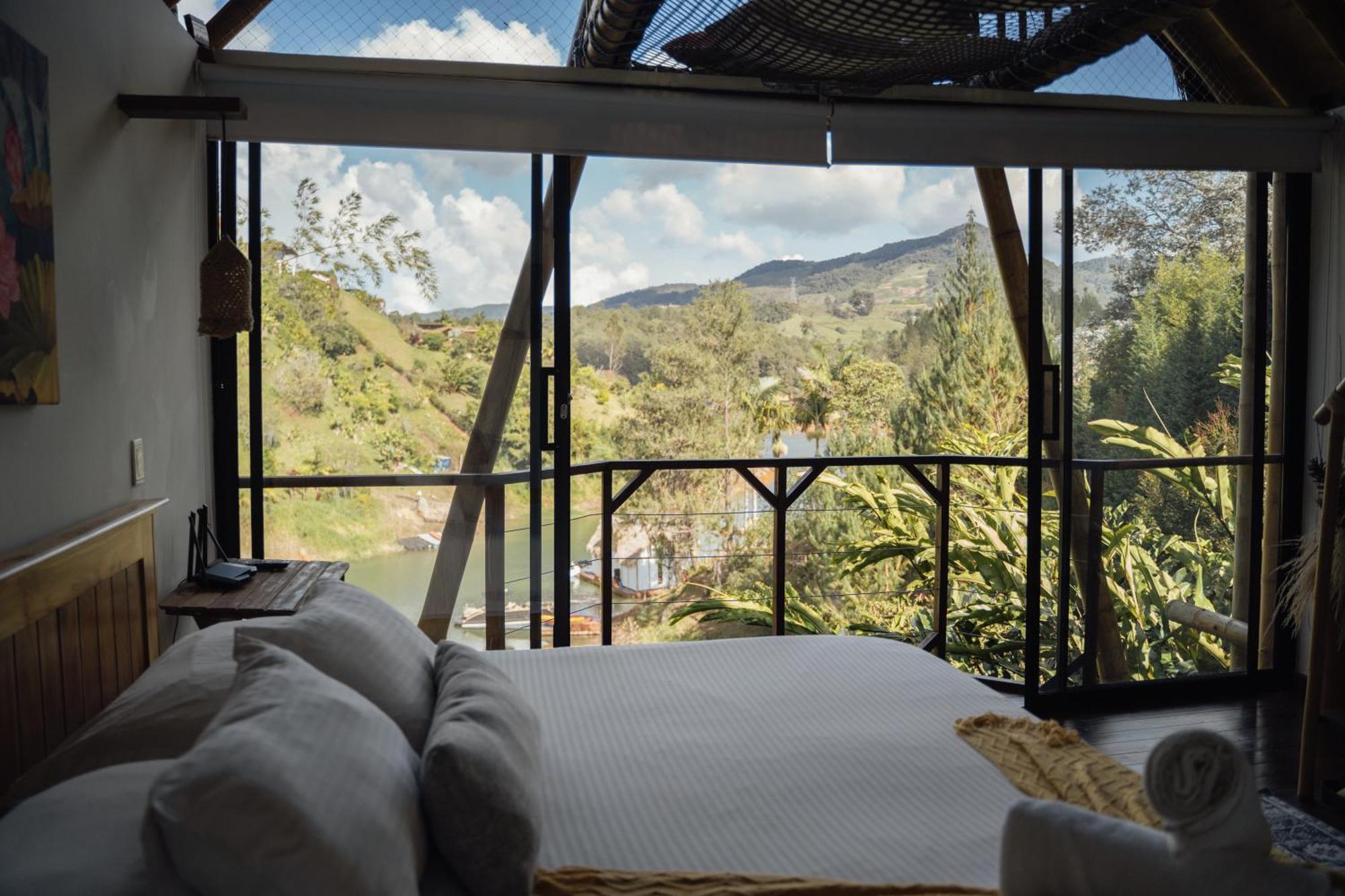 Ibuku Hotel Guatape - Chalets Ruang foto